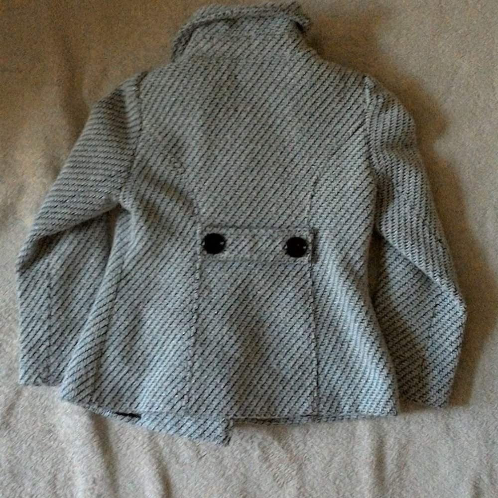 George Black/white Buttoned down Jacket - Picture 2 of 3